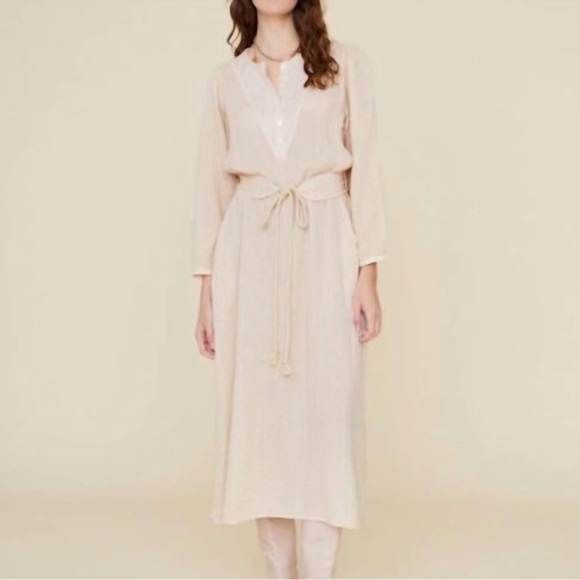XiRENA Dresses & Skirts - XIRENA Faith Henley Button Down Belted Dress in Oat Cream Color Size Small